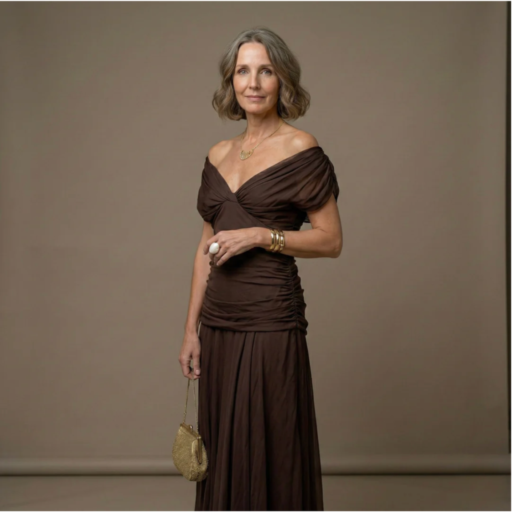 Luisa | Elegante vestido largo con escote en V que realza la silueta