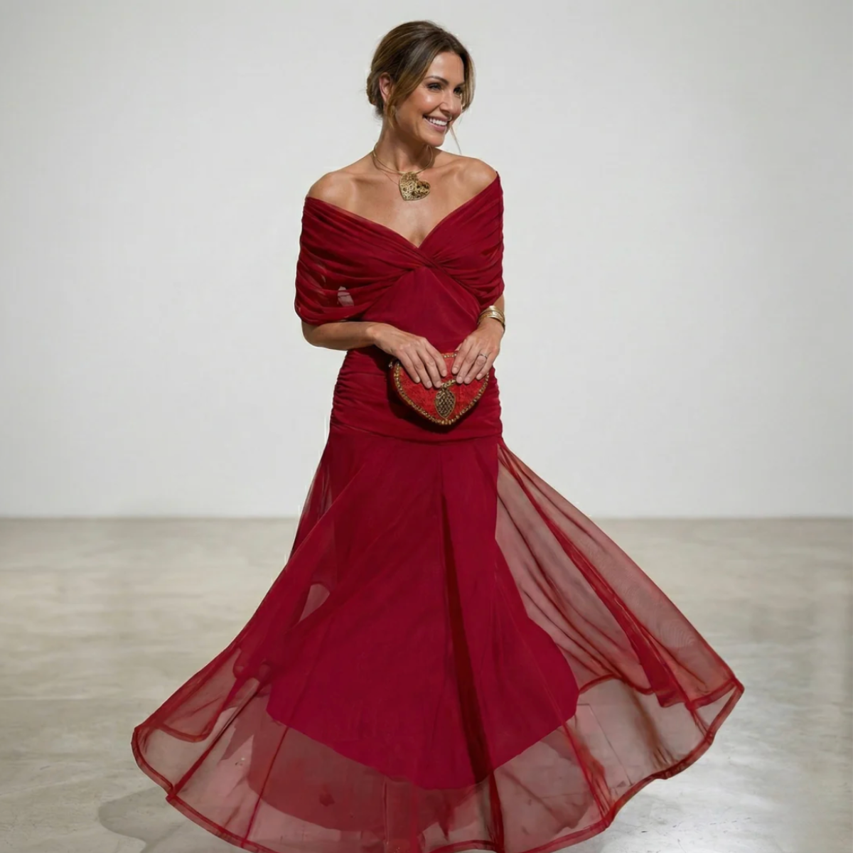 Luisa | Elegante vestido largo con escote en V que realza la silueta