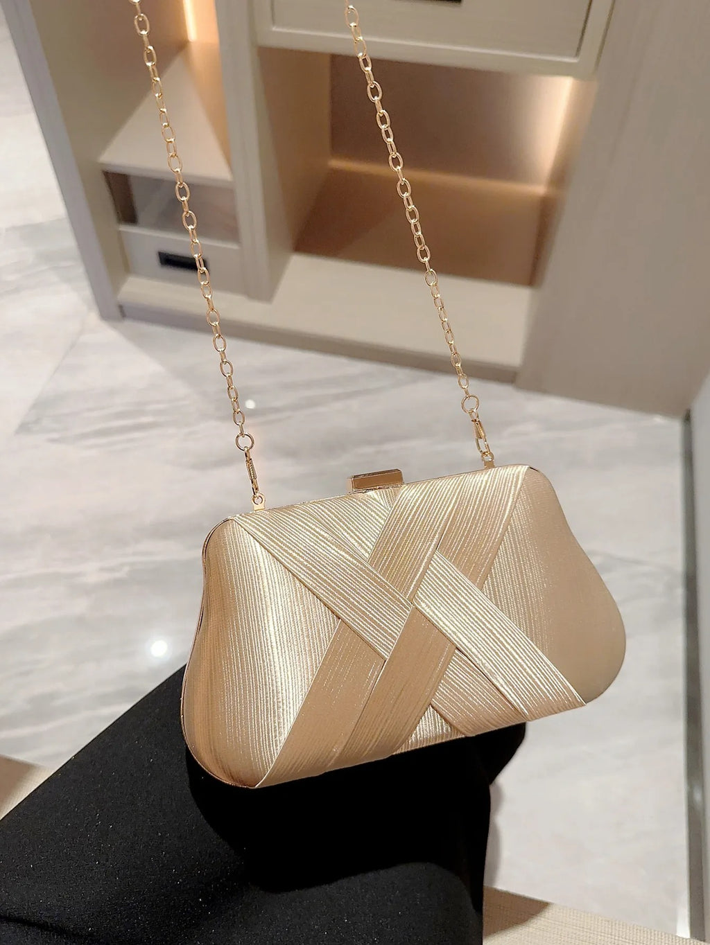 Elena™ Clutch Elegante de Ceremonia